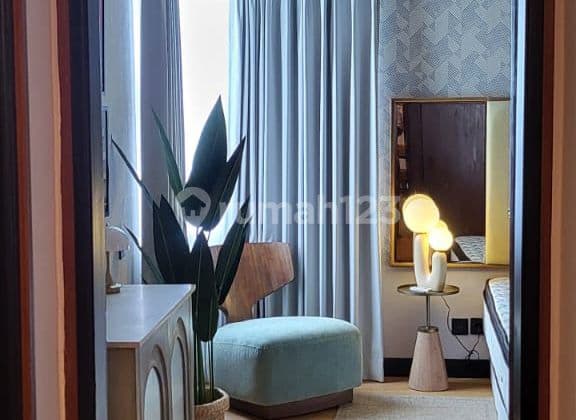 Dijual Apartemen Aryaduta Semanggi Tower A LT 27 Type 3+1 Br2+1 KM Luas 100 M2 New Furniture, Fresh, Siap Huni, Ayo Survei & Nego!!