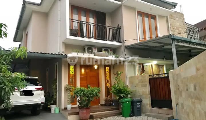 For Sale: 2-Story Private House with Bali Vibes in Lebak Bulus, South Jakarta, Land Area 440 m2, Building Area 317 m2, 3+1 Bedrooms, 3+1 Bathrooms, SHM Certificate, Ready to Occupied, Come Survey, Let's Negotiate!!
