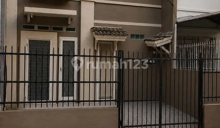 For Sale: House, 1.5 Floors, Land 6 x 15 M² in Citra Cengkareng, 3 Bedrooms, 2 Bathrooms, Unfurnished (No Furniture), Freehold Title. Come Survey and Negotiate Until We Make a Deal!!
