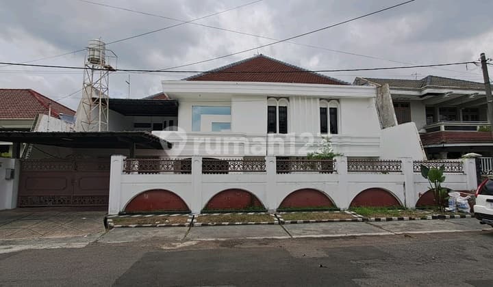 Rumah Besar Kertajaya Indah Timur Dekat Raya Kertajaya Surabaya Timur