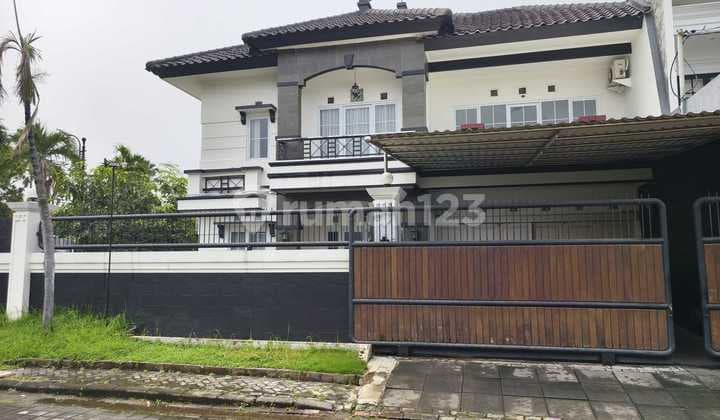 Rumah 2 Lantai Dian Istana Taman Ratu Surabaya Barat