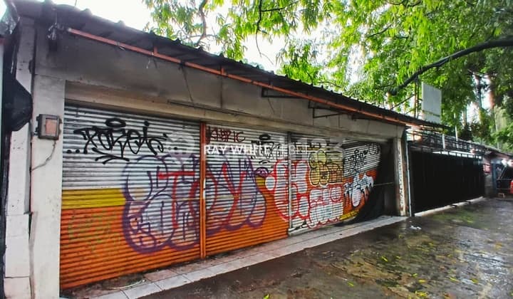 Land & Building SHM in Sultan Iskandar Muda, South Jakarta