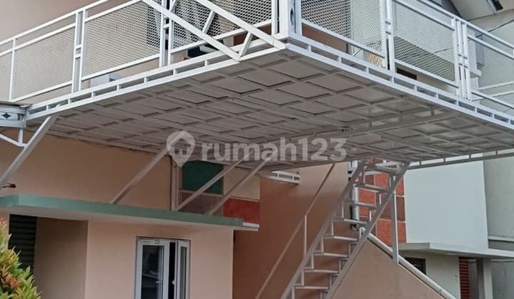 Rumah Baru Renovasi Dalam di Komp Kalimalang Residence