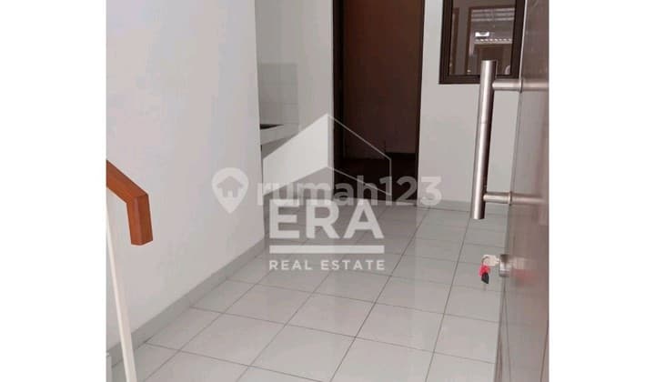 For sale cheap minimalist 2-story house in Serpong Jaya, South Tangerang