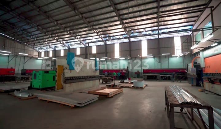 Gudang di Dalam Kawasan Marunda. Sudah Renovasi. Akses Dekat Tol.