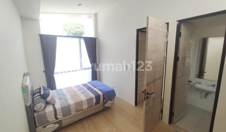 For Rent 3-Bedroom Semi-Furnished House, Cendana Lippo Karawaci