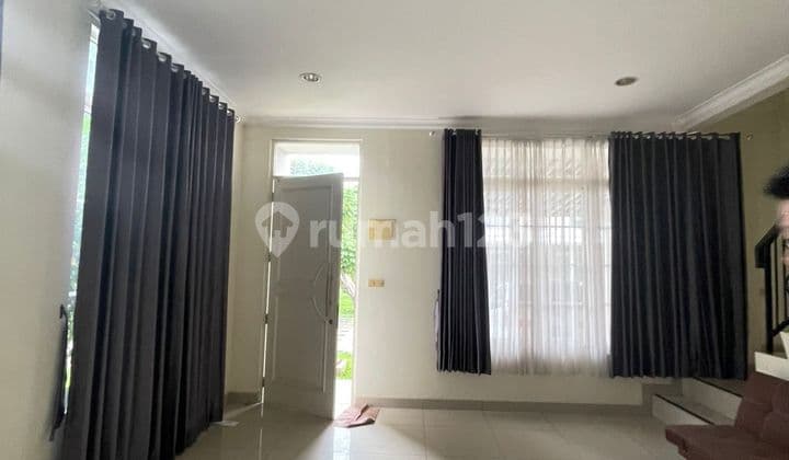 Disewakan Cepat Rumah Semi Furnished di Green Lake City Tangerang