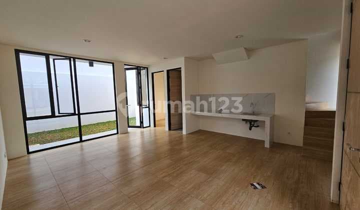 For Rent Cendana Cove 3 Bedroom House in Lippo Karawaci Tangerang