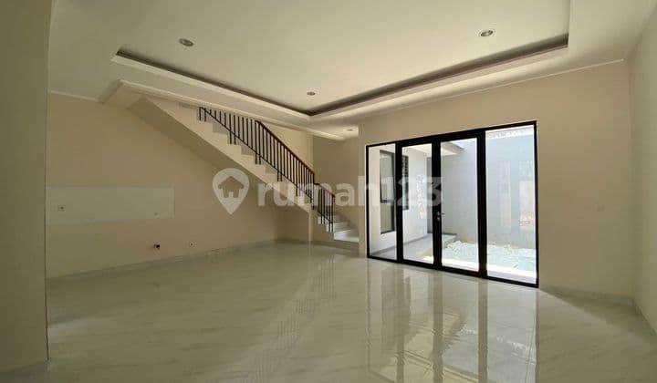 Dijual Butuh Uang Rumah Baru, Iola Ayodhya Garden Kota Tangerang