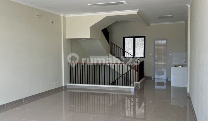 For Rent: 2-Story Downtown Drive Shop House, Gading Serpong, Tangerang