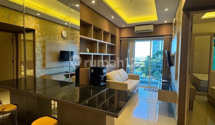 Orchard 2-Bedroom Apartment Connected to Mall Low Floor Beautifully Furnished