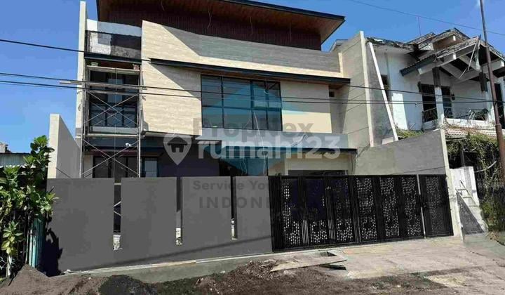 Kertajaya Indah Row Lebar 4 Kamar