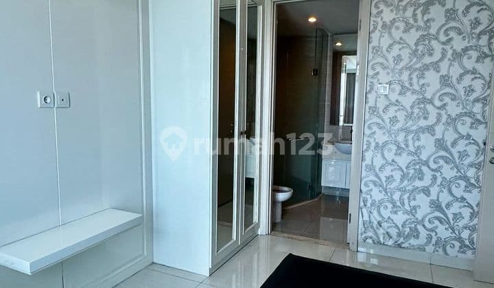 La Riz 2 Bedroom Low Floor Semi Furnished With Private Elevator