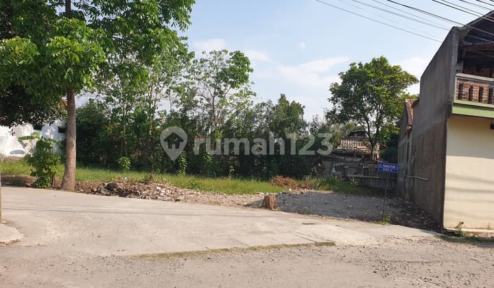 Tanah Dijual Jatinangor 200m² SHM Dekat Kampus Unpad Itb