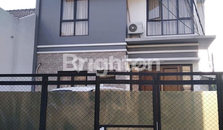 Rumah Modern Minimalis Meruya Selatan