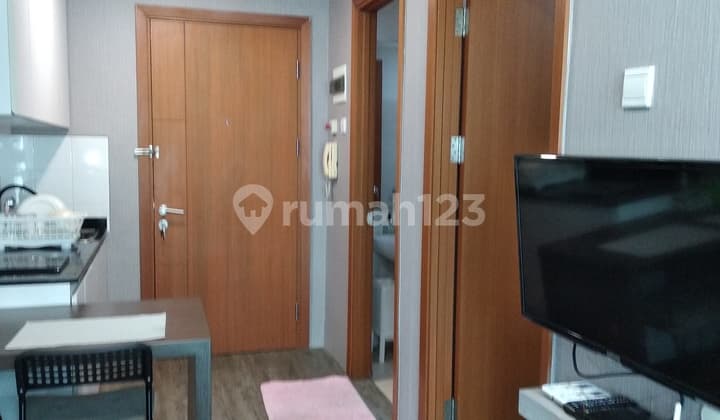 Apartement Woodland Park Residence 2 BR Furnished Bagus Jakarta Selatan