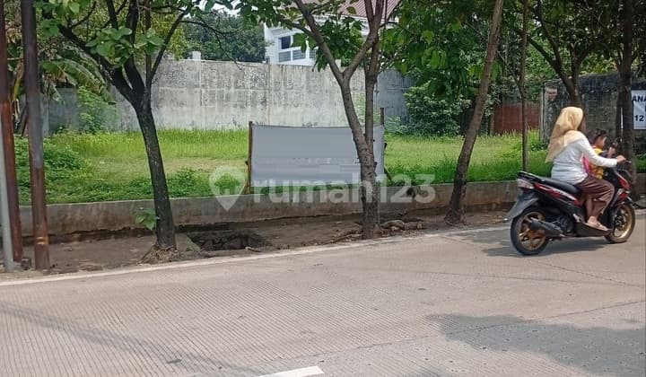 387. Dijual Tanah Pinggir Jalan Strategis di Petukangan Selatan Pesanggrahan Jakarta Selatan M Saidi Raya Dekat Tol Ciledug SHM Luas 524m²