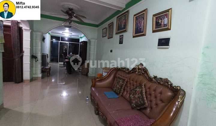 557. Dijual Rumah Siap Huni 2 Lantai di Penggilingan Cakung, Jakarta Timur Strategis & Sudah Renovasi
