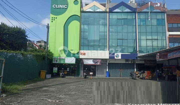 568. Dijual Ruko 3,5 Lantai Jatiwaringin Cipinang Melayu Jakarta Timur - SHM Pinggir Jalan Parkir Luas