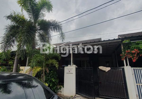 121. Dijual Rumah 2 Lantai Siap Huni di Cluster Ifolia Harapan Indah Bekasi – Lingkungan Nyaman dan Lokasi Strategis