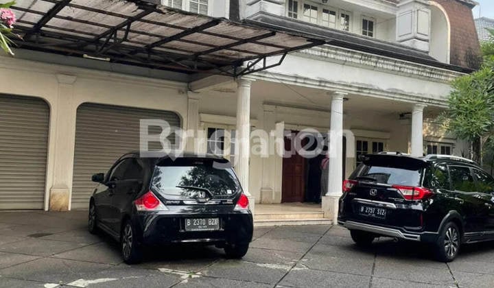 397. Dijual Rumah 2 Lantai di Permata Hijau Jakarta Selatan Lokasi Strategis Siap Huni cocok untuk Bisnis