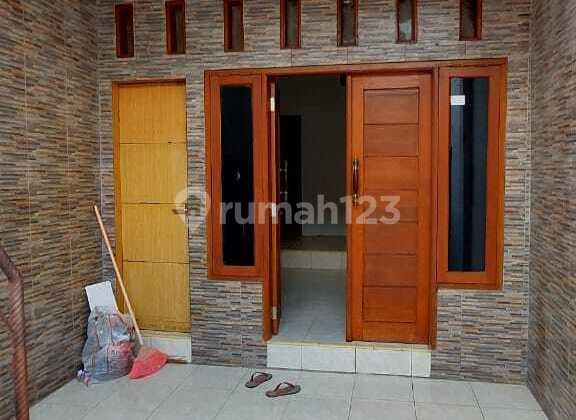 307. Dijual Rumah Kosan 8 Kamar di Kramat Kwitang Senen 2 Lantai – Lokasi Strategis Jakarta Pusat Dekat kampus dan kantor