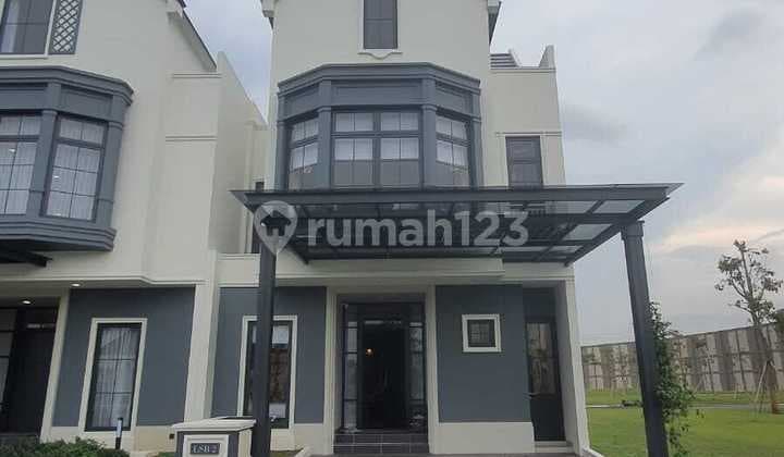 P41. Rumah Baru Tipe 8x15 Summarecon Serpong, Cluster Louise