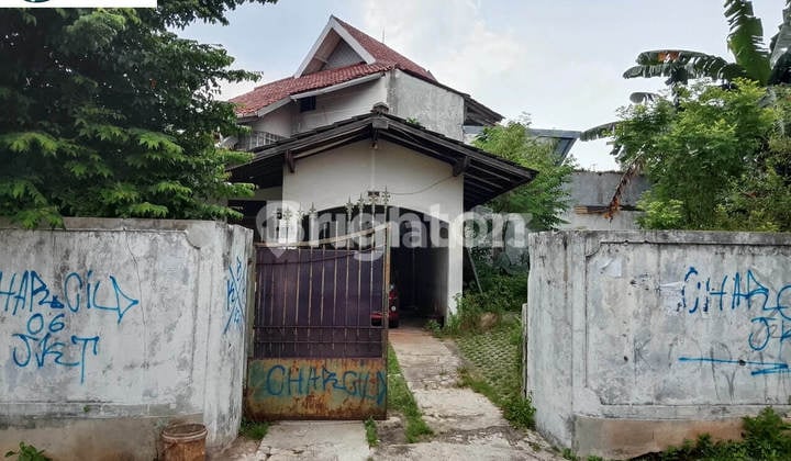 484. Dijual Tanah Bonus Bangunan Rumah Tua di Pondok Pinang Kebayoran Lama Jakarta Selatan Posisi Hook Dekat Pondok Indah Mall