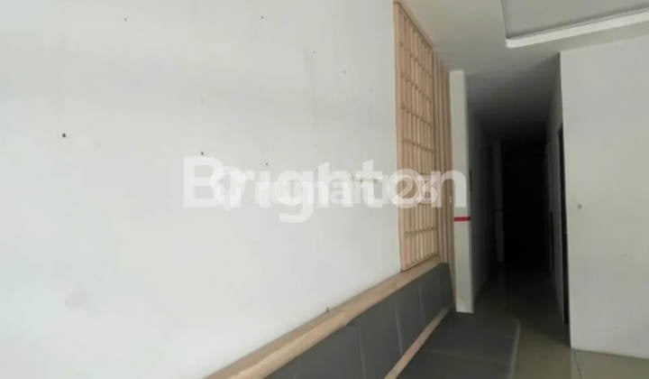 476. Disewakan Ruko 4 Lantai Kemang Raya Jakarta Selatan Cocok Usaha & Office - Parkir Luas dan Free IPL