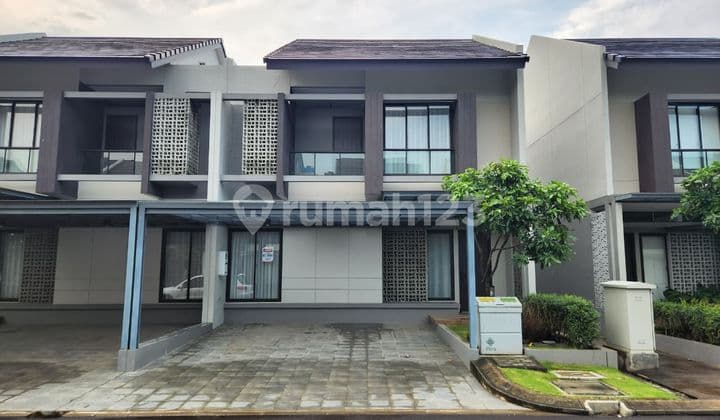 Flora Type Fanny 2 Carport Semi Furnished Near Summarecon Mall Bandung