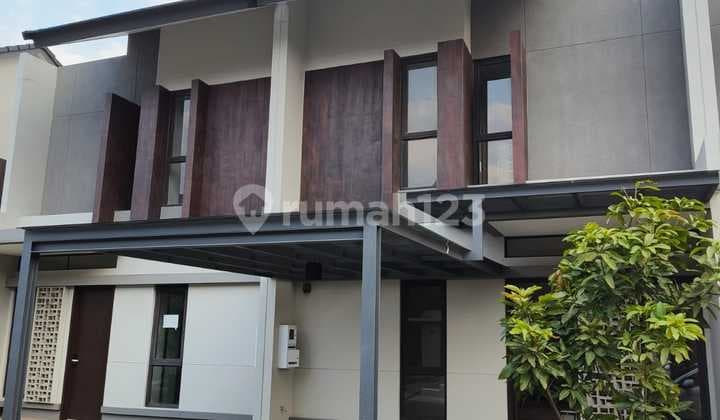 Sewa Rumah Summarecon Bandung Cluster Flora Fiona Semi Furnished