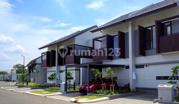 Rumah Bagus Semi Furnish Summarecon Bandung Cluster Flora