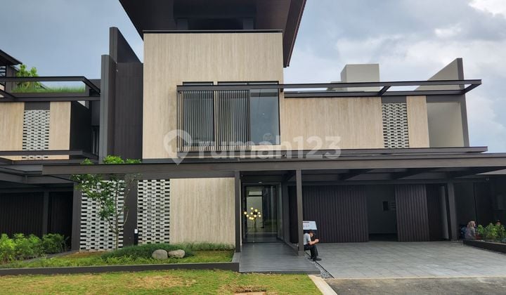 Rumah Luxury Xandari di Depan Mall Terkenal Kota Bandung