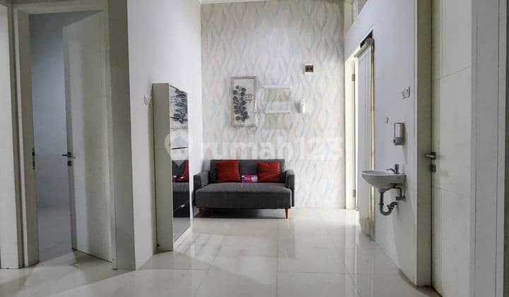Rumah Dekat Summarecon Mall Bandung di Adipura Cempaka Semi Furnished