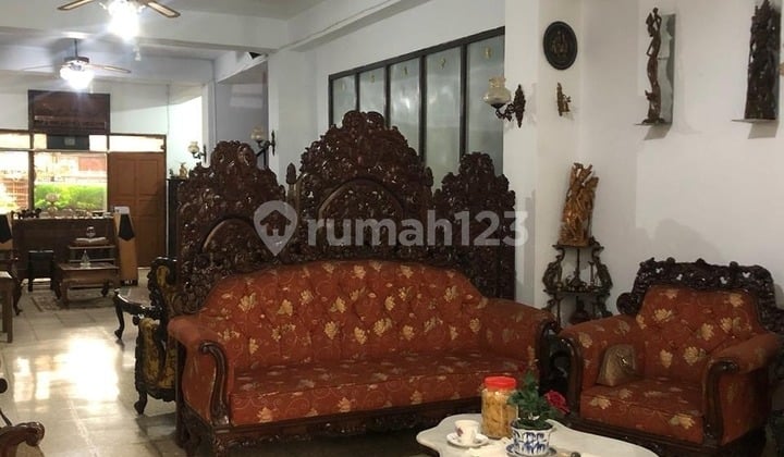 Dijual Rumah Besar Sayap Malabar Bandung