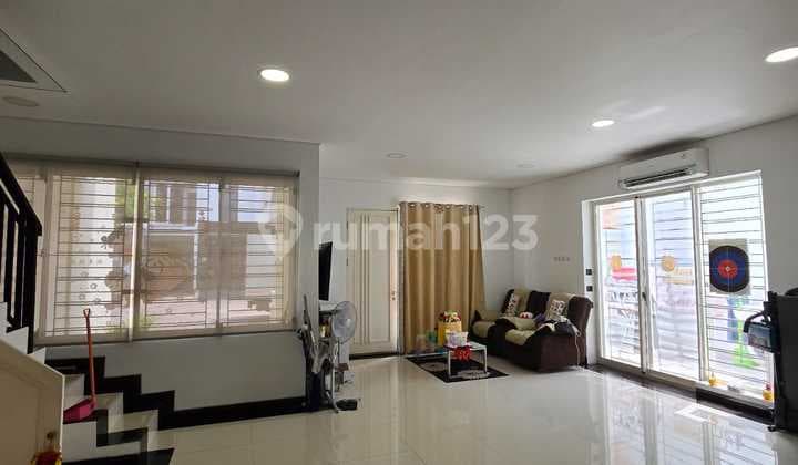 Permai Sailing House PIK Ready to Live Tidy 120m