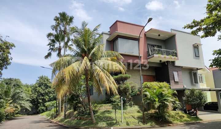 Dijual cepat Rumah bagus 2lt siap huni hook di legenda wisata