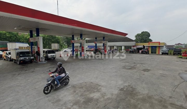 Affordable Business Space at Gas Station on North Ringroad St. (Between Junction 4355218) Affordable Business Space at Gas Station on North Ringroad St. (Between Junction 4355218)