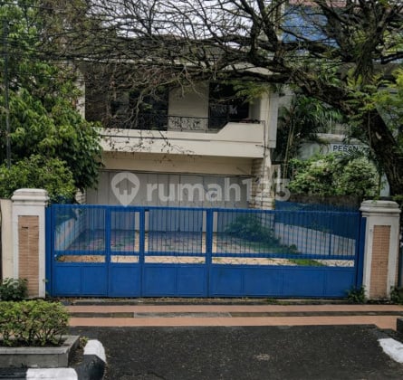 Ruko Tengah Kota Siap Pakai Dekat Simpang Lima A5167