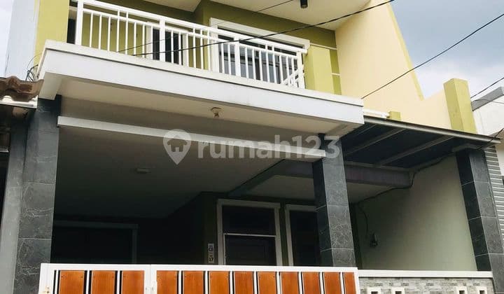 Rumah Bagus 2 Lantai Di Pusat Kota Cikarang Jababeka