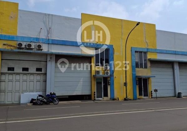 Warehouse Strategic Location in Green Sedayu Bizpark, Cakung, East Jakarta