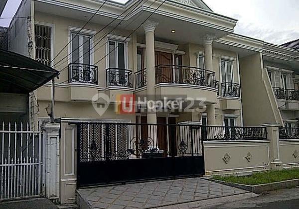 Rumah Di Jalan Janur Elok Area Kelapa Gading