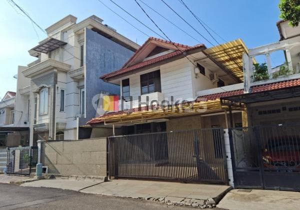 Rumah Strategis di Gading Kirana Timur Kelapa Gading Jakarta Utara