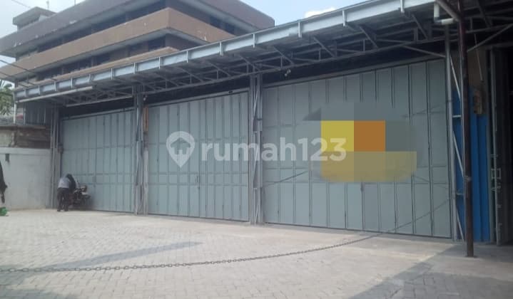 4 Units of Multipurpose Linked Warehouse in Strategic Location