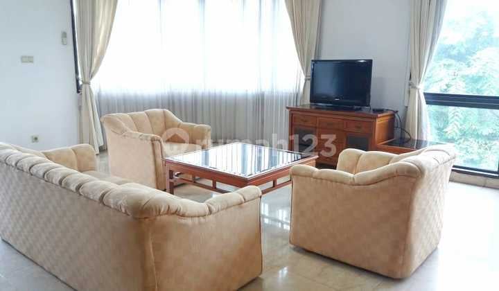 Disewa Apartemen Park Royale 3 Bedroom Furnished