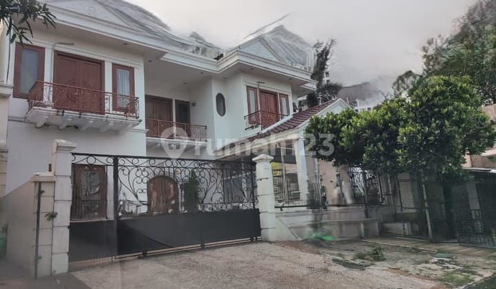 Rumah 2 lantai PHG Saphire Gading Serpong SHM Siap Huni