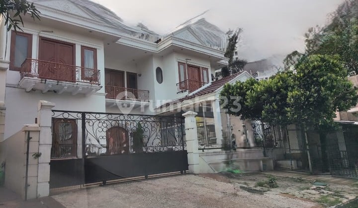 Rumah 2 lantai PHG Saphire Gading Serpong SHM Siap Huni