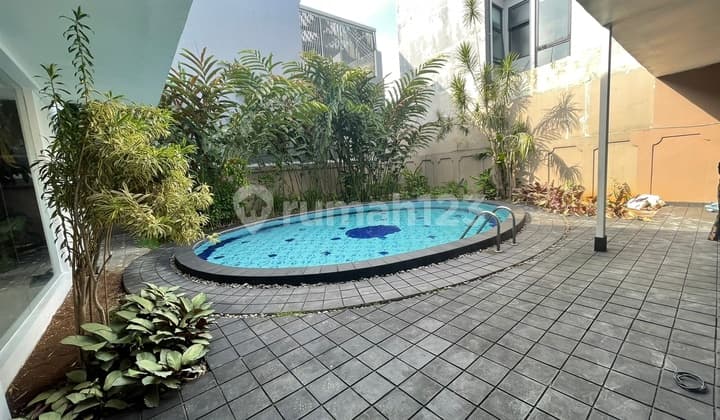Rumah Pondok Indah 6+2 Br Luas 800m Swiming Pool Dan Taman