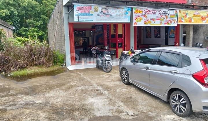 Land and Building on Wonosari Street, Patuk, Gunung Kidul