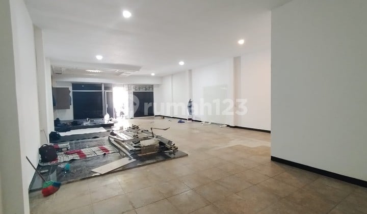 Ruang Usaha di Area Malioboro Yogyakarta